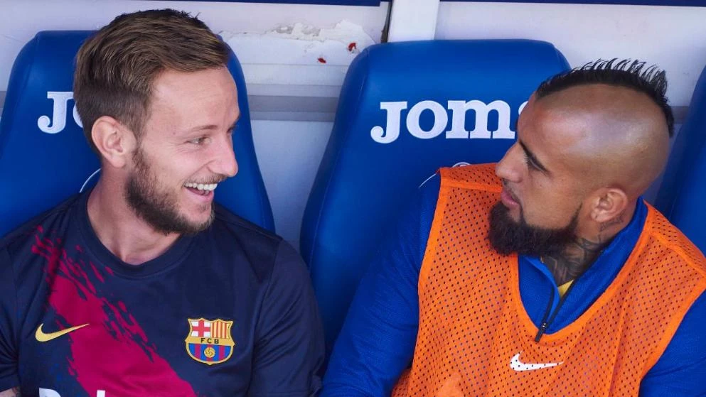 Barca zbog financijske krize prodaje čak 12 igrača, među njima i Rakitića