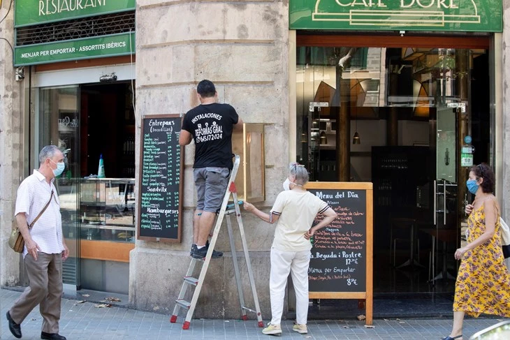 Katalonija zatvara diskoteke, restorani rade do ponoći
