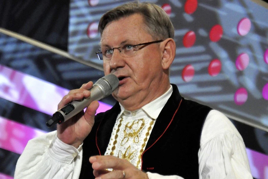 Legendarni voditelj 'Lijepom našom' dobio otkaz mailom