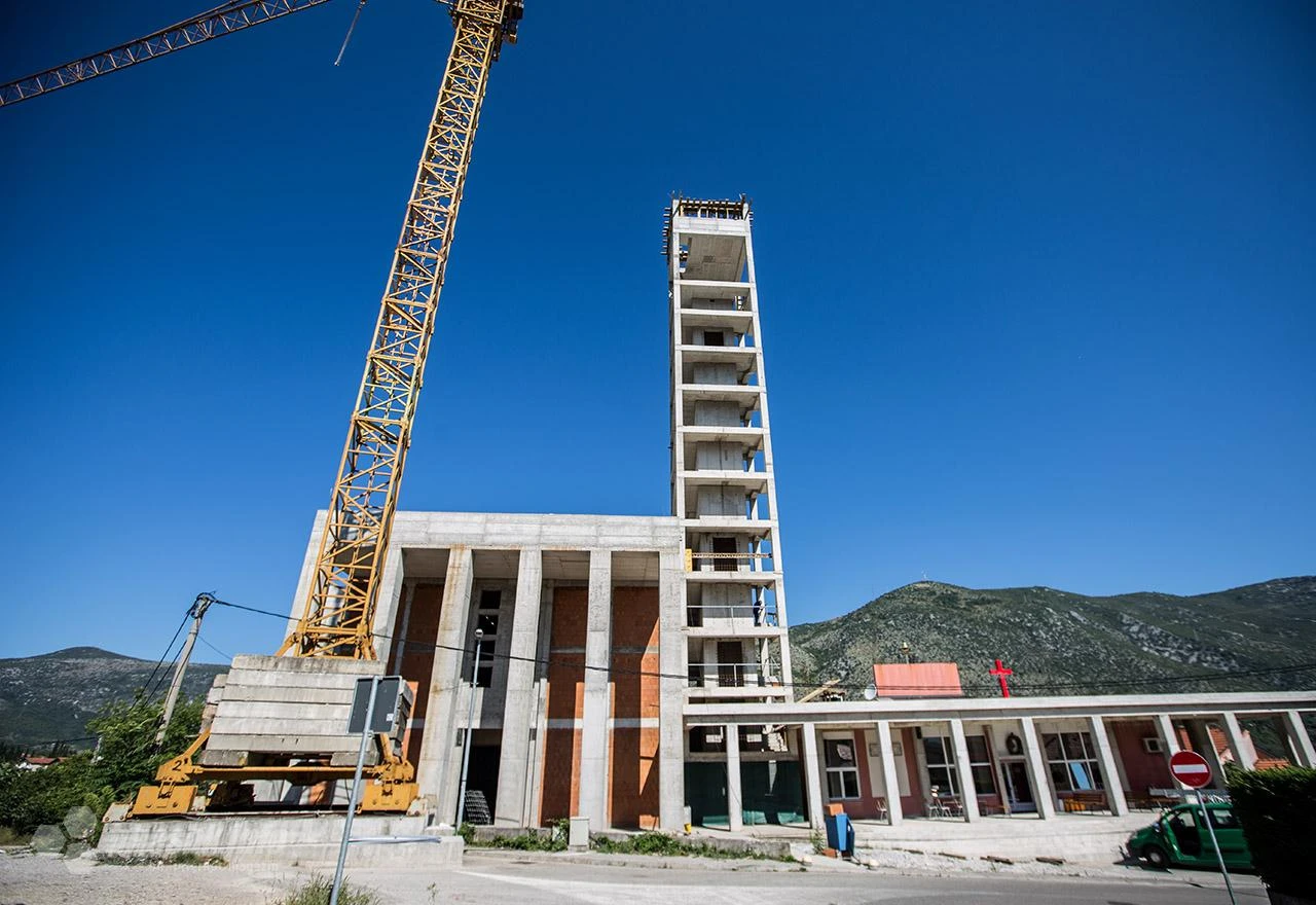 Pogledajte kako napreduju radovi na crkvi župe sv. Tome Apostola na Bijelom Brijegu