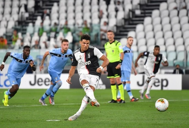Cristiano Ronaldo s dva pogotka izbacio Lazio iz borbe za Scudetto