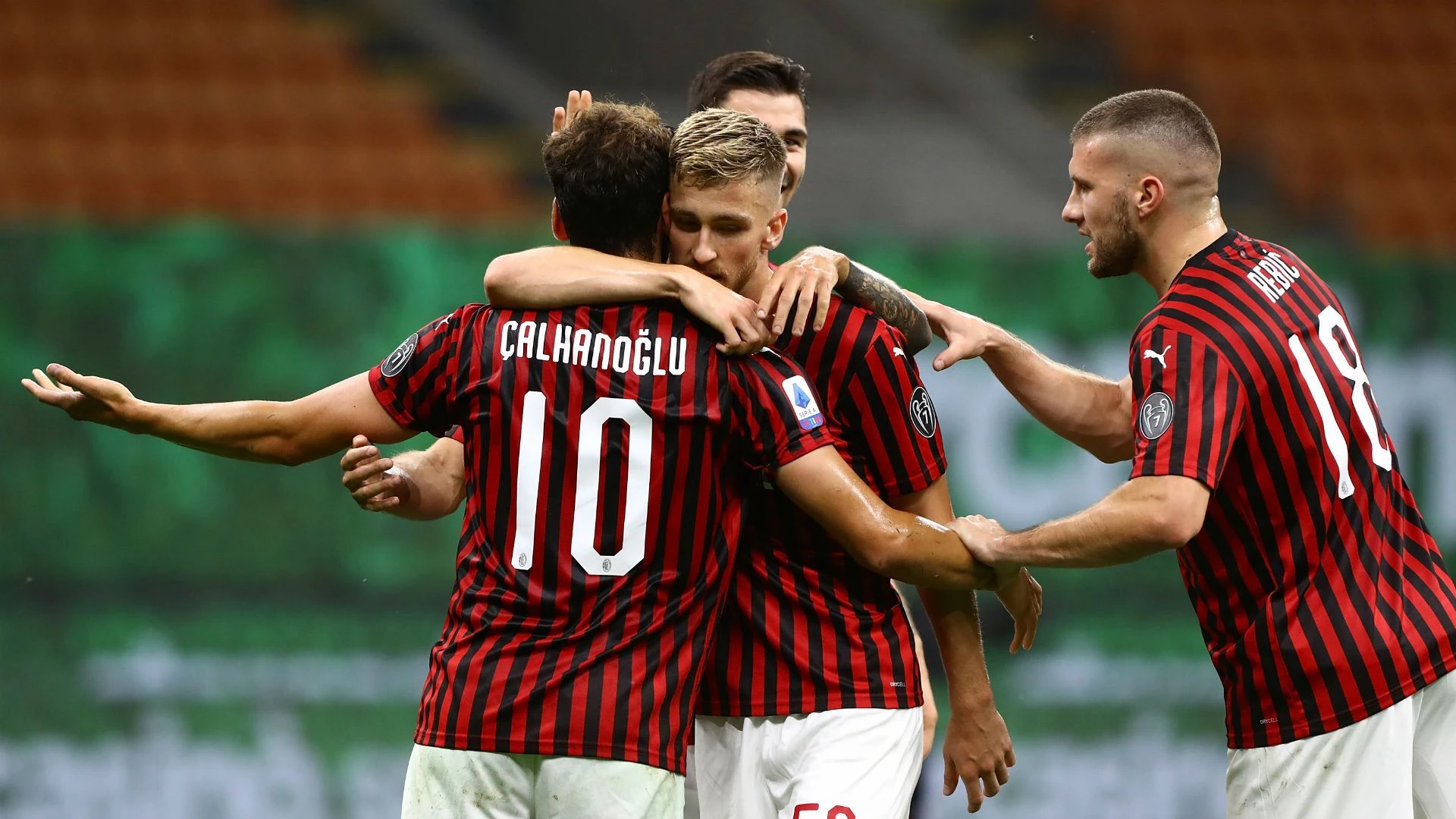 Novi dvojac REBIBRA briljira: Milan utrpao pet golova protiv Bologne