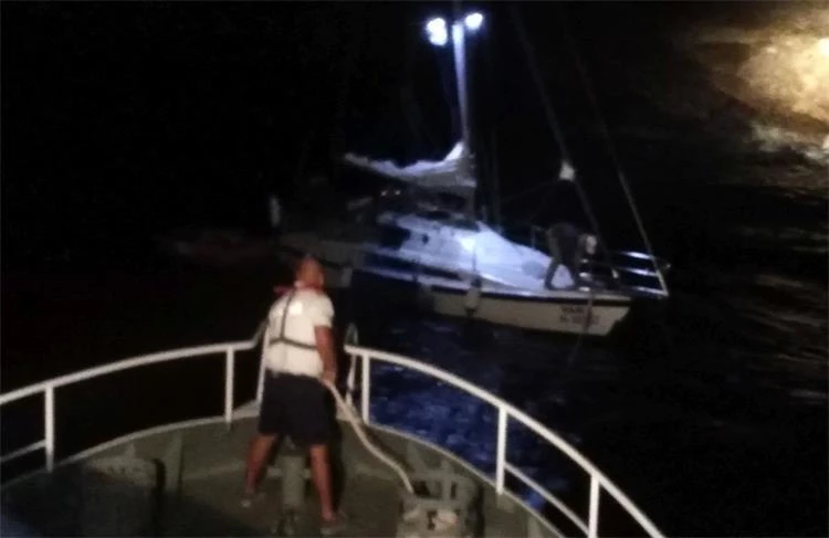 Spašavali obitelj iz olujnog Jadrana