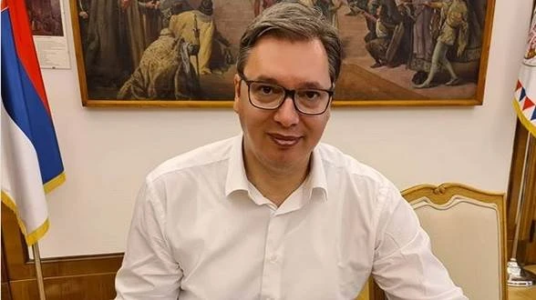 Vučić ponovno studira