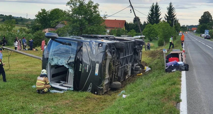 Prevrnuo se autobus s bh državljanima, najmanje 6 ozlijeđenih