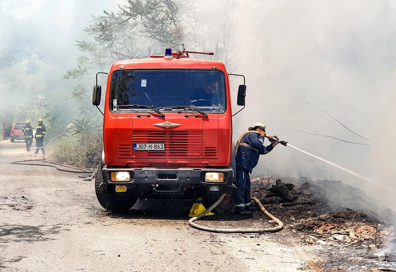 Mostar: 'Napravljeni veliki iskoraci s opremanjem vatrogasca', nedostaje cisterni