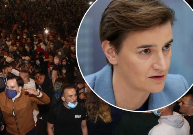 Ana Brnabić moli i preklinje