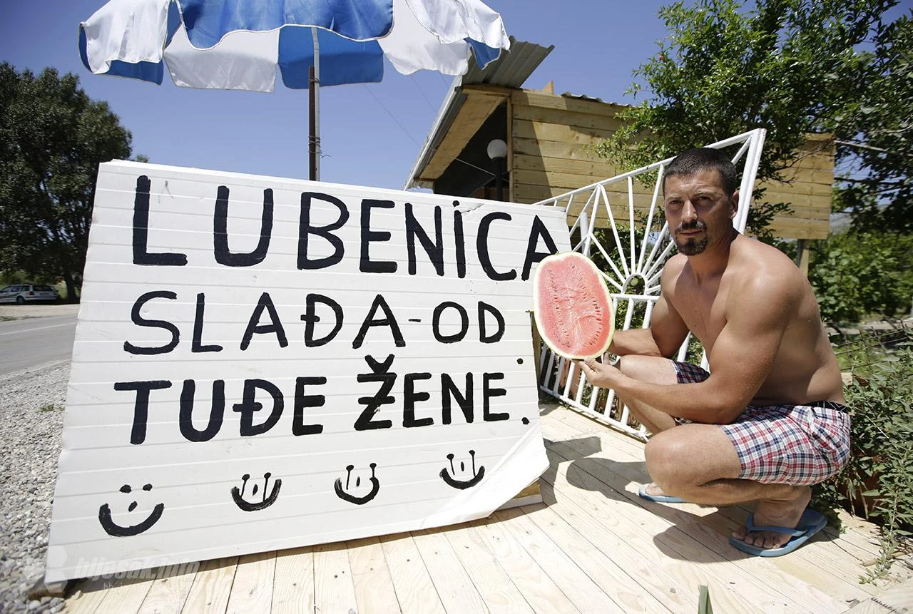 Šemso iz Mostara ima hit natpis za prodaju lubenica