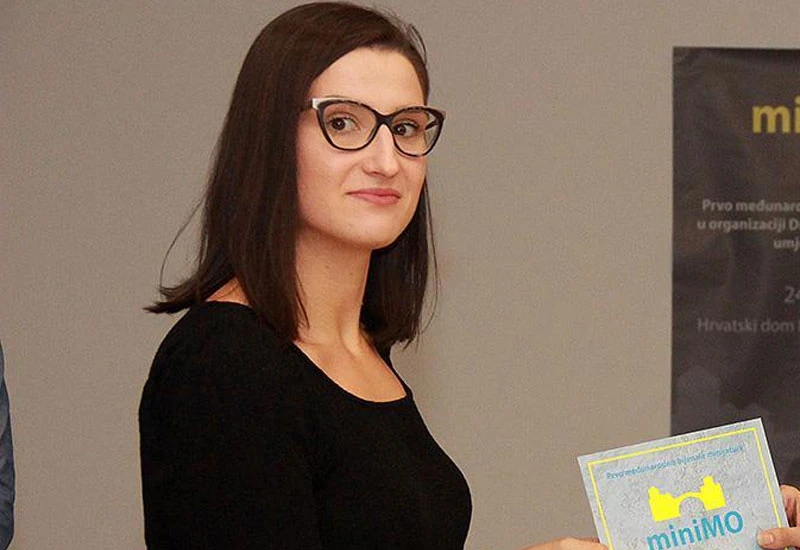 Ljubušanka Ivana Pavlović izlaže u Kninu