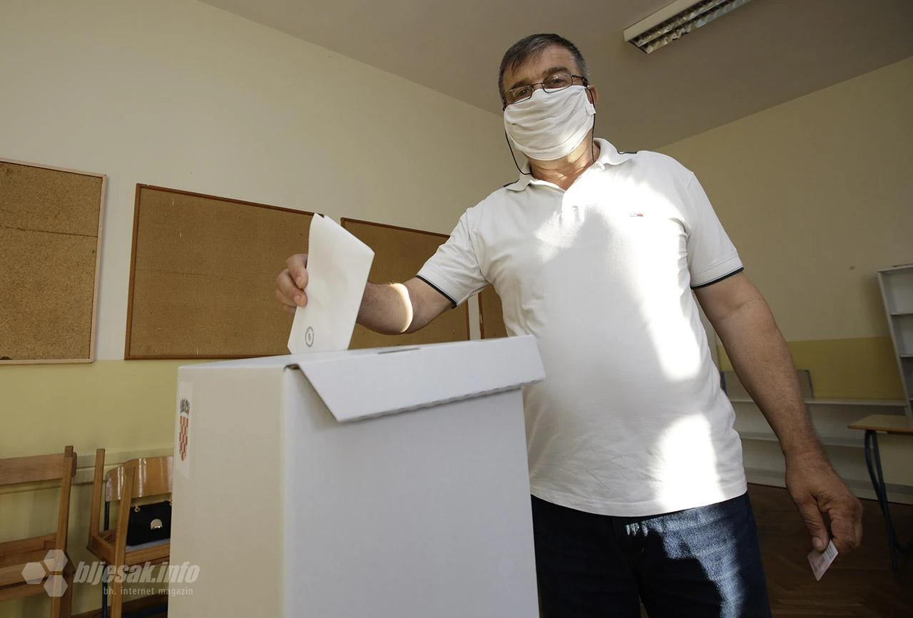 Izbori u Hrvatskoj: Koronavirus nije zaustavio birače, dobar odaziv
