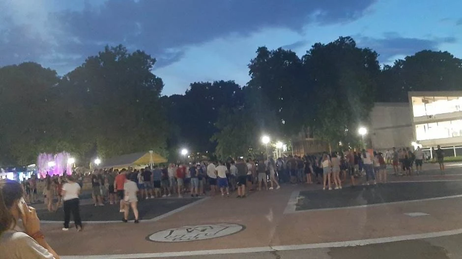 Studenti prosvjedovali zbog najave da će se zatvoriti domovi