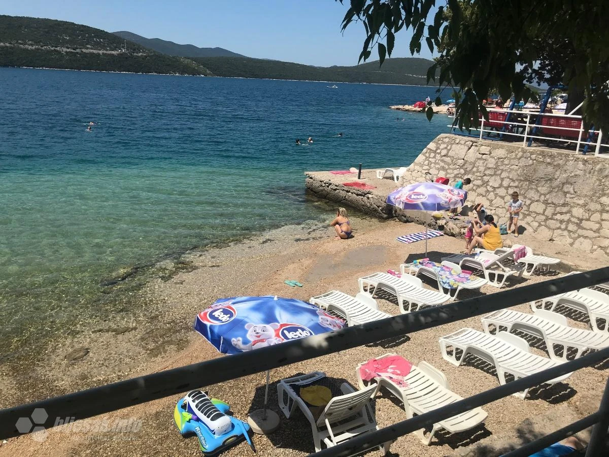 Nakon 'burnog' vikenda, u Neumu mirno i bez gužvi